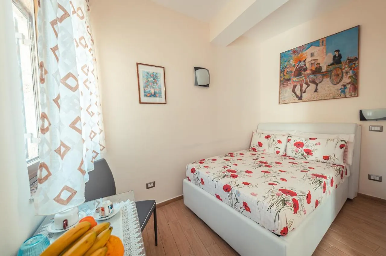 Elegant R&B Floridia Bed & Breakfast Taormina Italy
