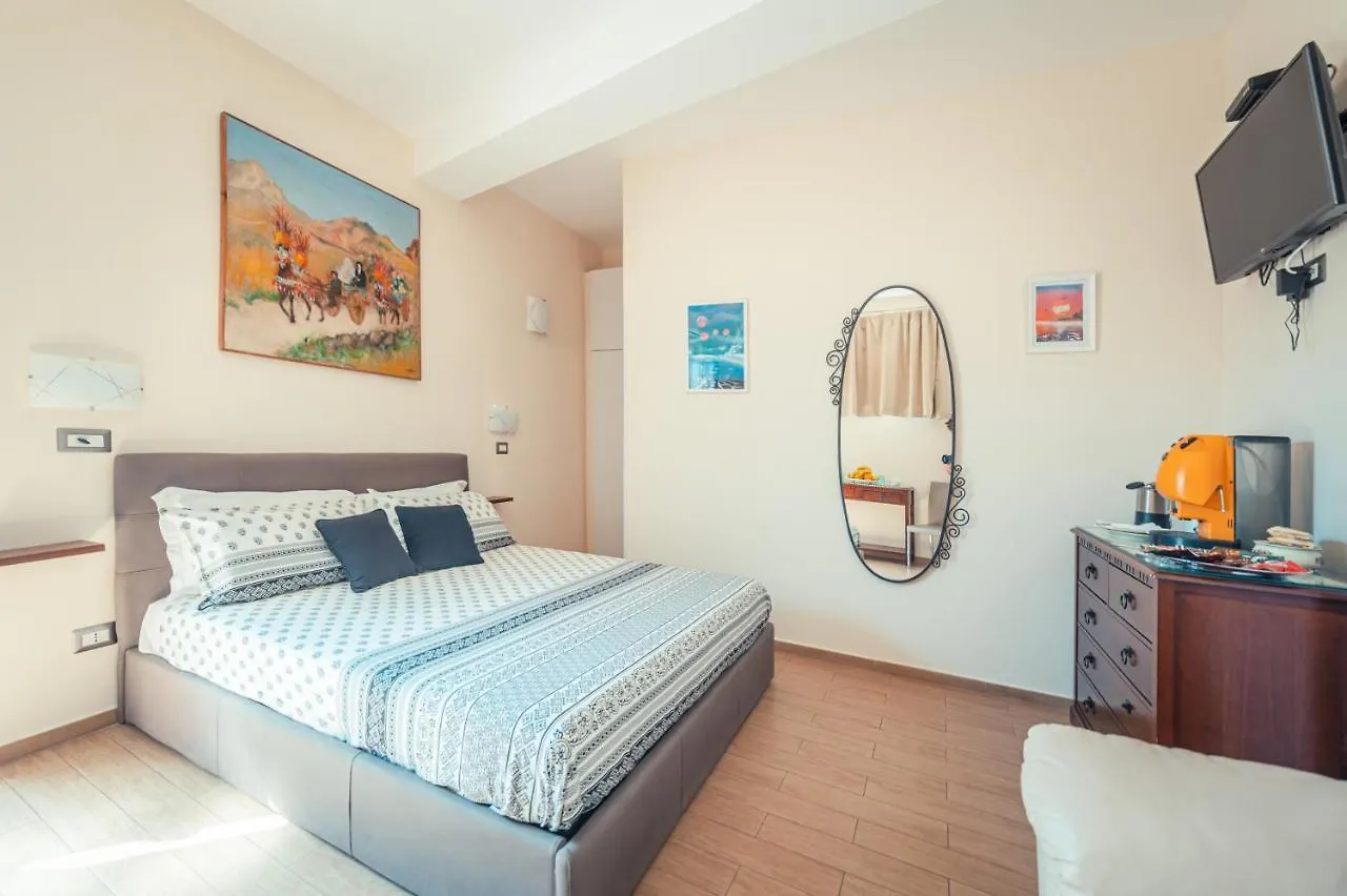 Elegant R&B Floridia Bed & Breakfast Taormina 0*,  Italy