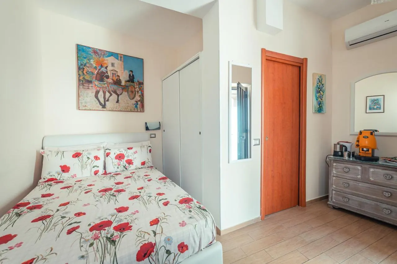 Elegant R&B Floridia Bed & Breakfast Taormina Italy