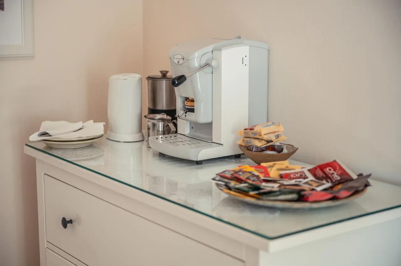 Elegant R&B Floridia Bed & Breakfast Taormina
