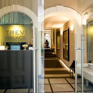 https://trevi-palace-luxury-apartments.it-romehotels.com