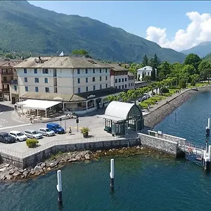 https://hotel-risi.it-lombardy.com